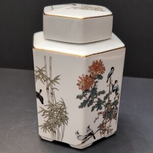 Vintage Porcelain Hexagon, Japanese Lidded Tea Caddy/Jar.